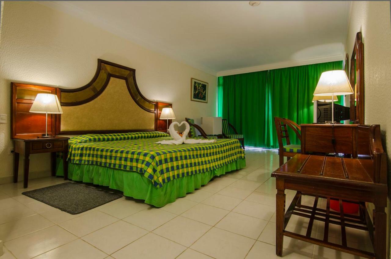 Be Live Adults Only Los Cactus Hotel Varadero Exterior photo